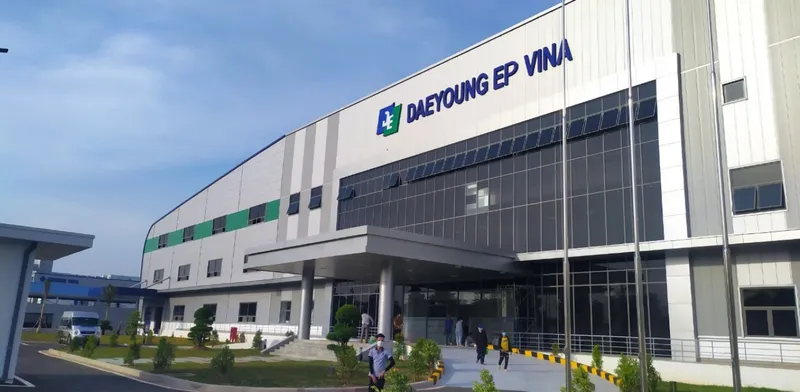 Sản phẩm z3242043592509_3527f8d734f309fdd23a5318d742b9e2 6109 — Cửa DaiHan - Công Ty TNHH Thương Mại Dịch Vụ Kinh Tuyến — MST 0304644020