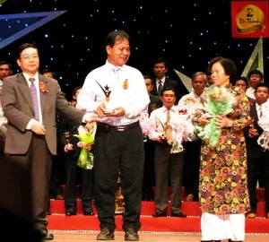 Sản phẩm 626966488671 — Công Ty TNHH Hương Liệu - Phụ Gia Thực Phẩm Hồng á — MST 0304834977
