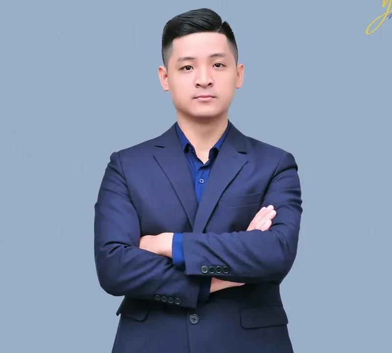 Sản phẩm chup anh profile cho doanh nhan o dau dep nhat ha noi 02 e1696568236792 — Gỗ Phương Đông - Công Ty TNHH Gỗ Phương Đông — MST 0304906540