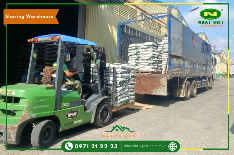 Sản phẩm cho thue kho binh duong MK 15 — Cho Thuê Kho Bãi Nhất Việt Logistics - Công Ty Cổ Phần Dịch Vụ Thương Mại Nhất
Việt Logistics — MST 0305059103