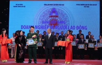 Sản phẩm dong bac 1 726 — Công Ty Cổ Phần Đầu Tư Khoáng Sản - Than Đông Bắc — MST 0305096747