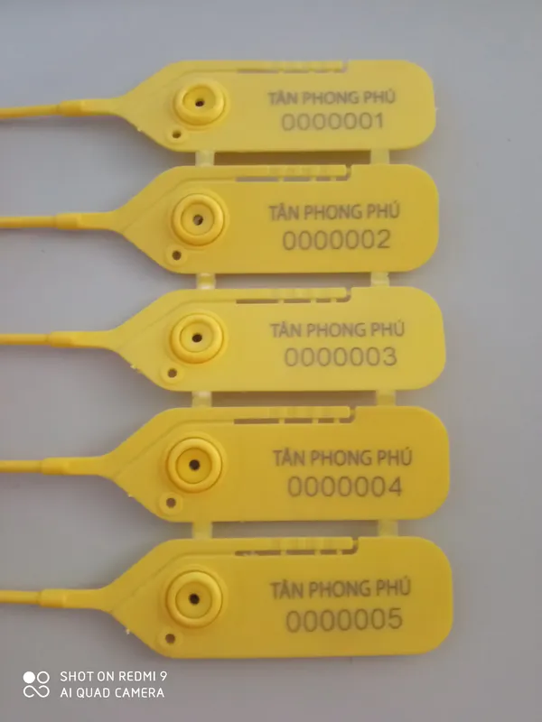 Sản phẩm e6dd8 jcps206 yellow — Seal Niêm Phong Viễn Đông - Công Ty TNHH Giao Nhận - Vận Tải - Xuất Nhập Khẩu
Viễn Đông — MST 0305135227