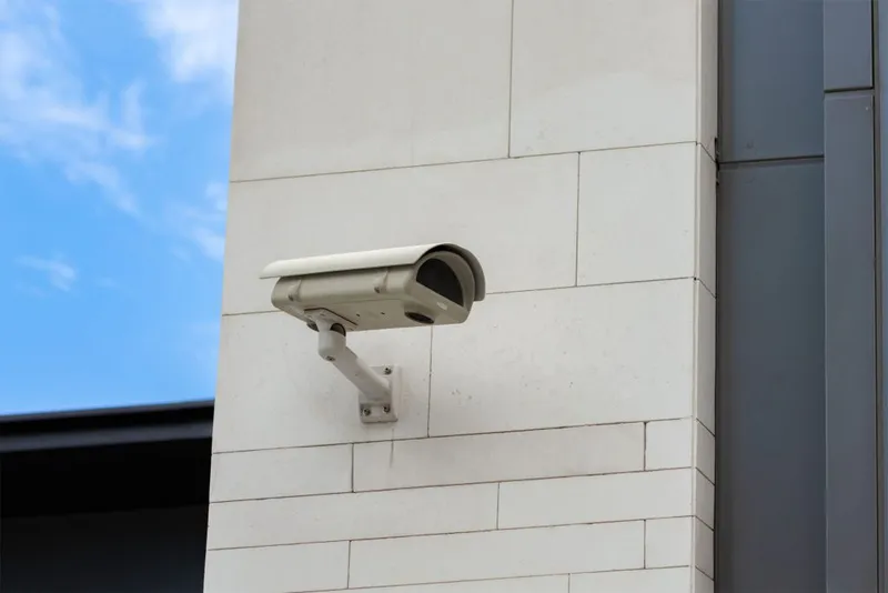 Sản phẩm surveillance camera built into stone wall building 1024x683 — Giang Việt - Công Ty TNHH Công Nghệ Giang Việt — MST 0305147825