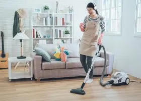 Sản phẩm 10 cach lau don nha cua nhanh chong5600_280x200 — Vệ Sinh Công Nghiệp Ngọc Cương - Công Ty TNHH Ngọc Cương — MST 0305171384