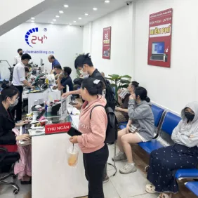 Sản phẩm anh khach dong_1747378823 — Công Ty TNHH MTV Đào Tạo Kỹ Thuật Và TM Hai Bốn Giờ — MST 0305245702