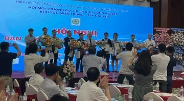 Sản phẩm cdce0ce7009dc3c39a8c5 6741 — Xe Chuyên Dụng Đức Long - Công Ty Cổ Phần Vận Tải Thương Mại Xây Dựng Công
Nghiệp Đức Long — MST 0305311225