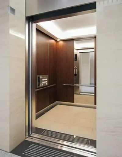 Sản phẩm cua thang may dep 400x516.jpg — Thang Máy Gia Định - Công Ty TNHH Thang Máy Gia Định — MST 0305342304