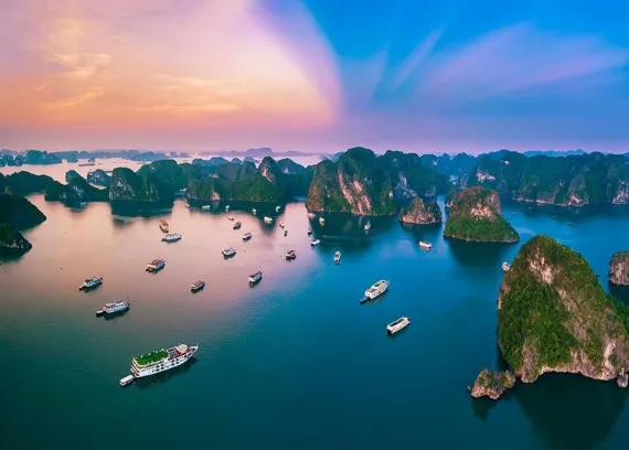 Sản phẩm Ha Long Bay 570x408 — Công Ty TNHH Kiến Trúc Thương Mại Và Du Lịch én Việt — MST 0305468804