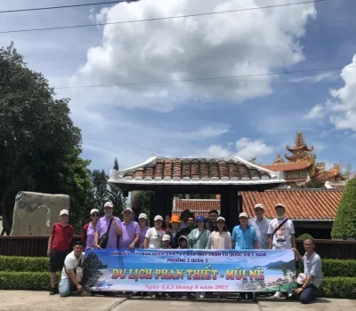 Sản phẩm z3702527401981_5f1f0fdbe1b543601868744b08463796 400x350 — Công Ty TNHH Kiến Trúc Thương Mại Và Du Lịch én Việt — MST 0305468804