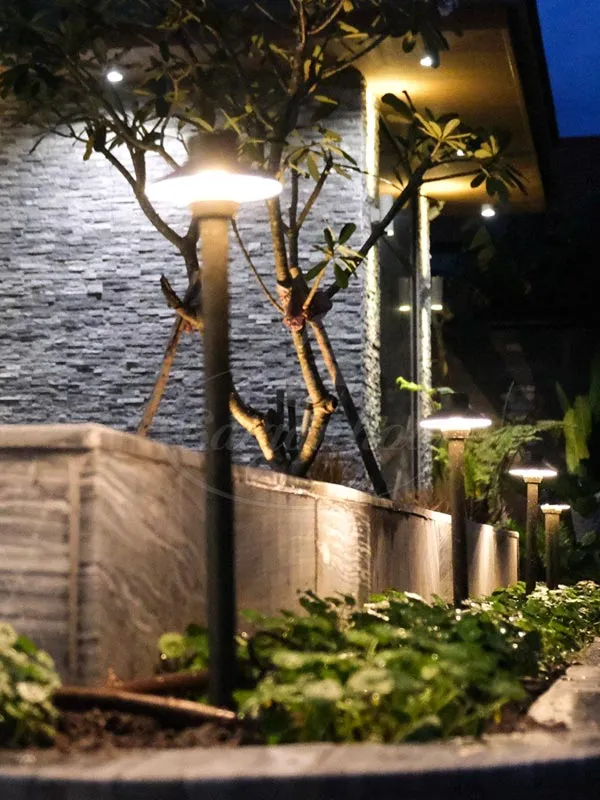 Sản phẩm den led non 2411 — Công Ty Cổ Phần Sài Gòn Hoa — MST 0305502861