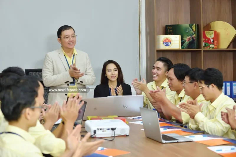 Sản phẩm newlifepack_staff — Công Ty TNHH Một Thành Viên Thương Mại Dịch Vụ In Bao Bì Cuộc Sống Mới — MST 0305918443