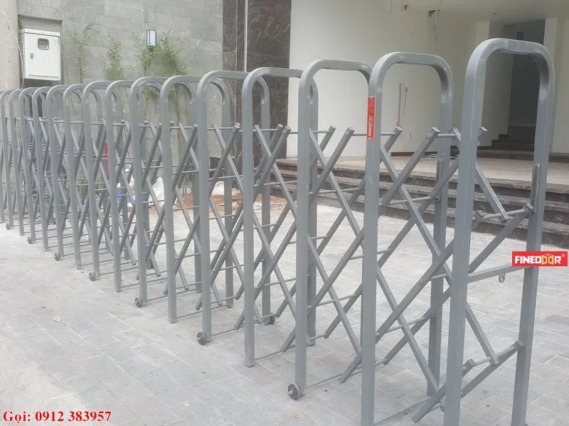 Sản phẩm cong xep sat keo tay 1531447485 — Công Ty TNHH Sản Xuất Thương Mại Vạn Phú Thành — MST 0305969656