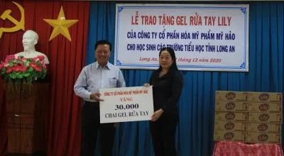 Sản phẩm so giao duc va dao tao long an duoc tang 30 000 chai gel rua tay — Công Ty CP Hóa Mỹ Phẩm Mỹ Hảo — MST 0306371001
