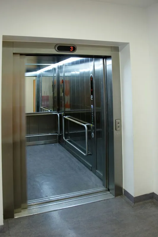 Sản phẩm BKE B01 — Công Ty Cổ Phần Thang Máy Và Cơ Khí Bách Khoa — MST 0308047635
