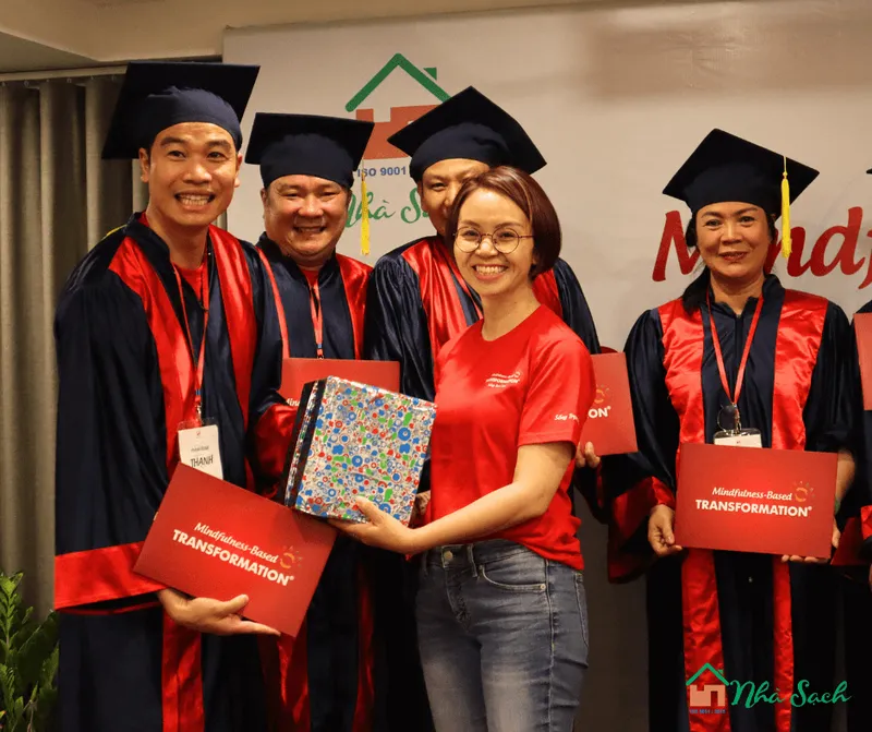 Sản phẩm 233 1 1 — Công Ty Cổ Phần Dịch Vụ Nhà Sạch — MST 0308996136