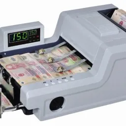 Sản phẩm may dem tien CASHTA 5800UV 256x256 — Công Ty TNHH Máy Văn Phòng Đại Phát — MST 0309117476
