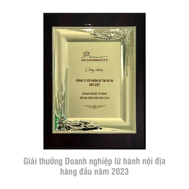 Sản phẩm lu hanh noi dia hang dau 2023 — Đất Việt Tour - Công Ty CP Đầu Tư TM DV Du Lịch Đất Việt — MST 0309139335