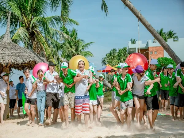 Sản phẩm avt teambuidling ho tram 600px — Đất Việt Tour - Công Ty CP Đầu Tư TM DV Du Lịch Đất Việt — MST 0309139335
