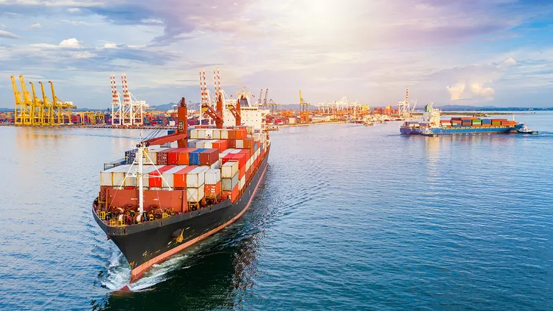 Sản phẩm van tai duong bien 879 — Công Ty TNHH Giao Nhận Vương Miện — MST 0309251418