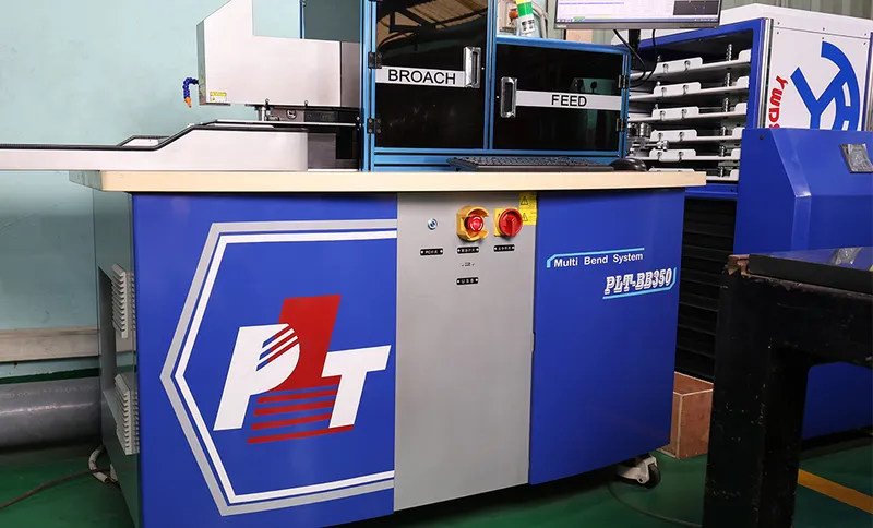 Sản phẩm may uon dao lam khuon tu dong chinh xac cao — Dao Bế Phú Lộc Trường - Công Ty TNHH Thương Mại Xuất Nhập Khẩu Phú Lộc Trường — MST 0309311138