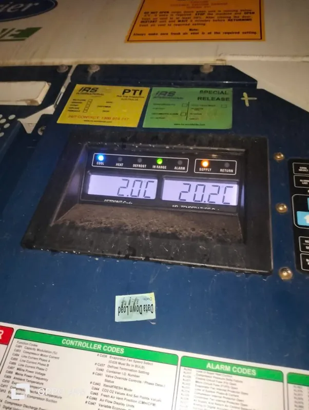 Sản phẩm z7318660534849_f548b514aba8c428cecf361835d70a20 768x1020 — Vận Chuyển Biển Xanh - Công Ty TNHH Vận Chuyển Thương Mại Biển Xanh — MST 0309381590