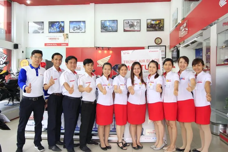 Sản phẩm dong phuc honda 08 — Đồng Phục Thu Hương - Công Ty TNHH Sản Xuất Thương Mại Thiết Kế May Thêu Thu
Hương — MST 0309440327
