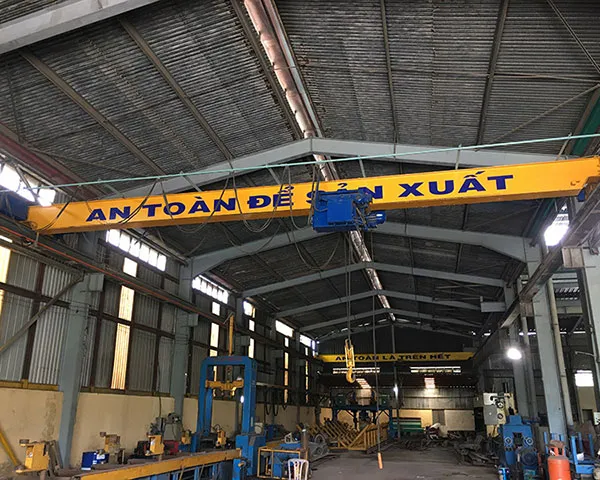 Sản phẩm cau truc nha xuong1 — Công Ty TNHH Một Thành Viên Thiết Bị Hàn Quốc — MST 0309518069