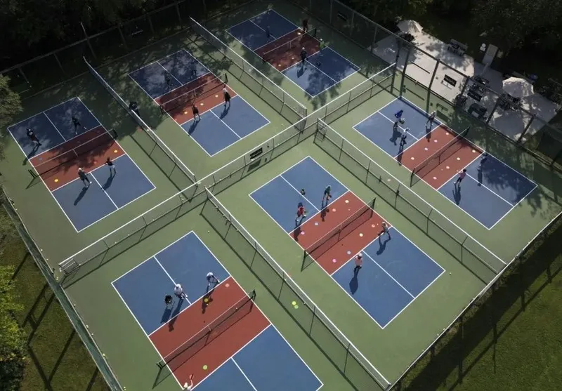 Sản phẩm thi cong san pickleball chuyen nghiep — Công Ty TNHH Lưới Công Trình — MST 0309542696