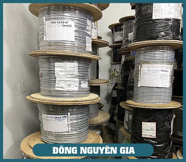Sản phẩm LIYCY& YSLCY — Dây Cáp Điện Đông Nguyên Gia - Công Ty TNHH Thương Mại Và Xuất Nhập Khẩu Đông
Nguyên Gia — MST 0309838647