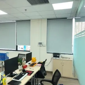 Sản phẩm rem sao cuon mau xam ghi cho van phong dep 300x300 — Công Ty TNHH Thương Mại Dịch Vụ Tín Tâm — MST 0309891432