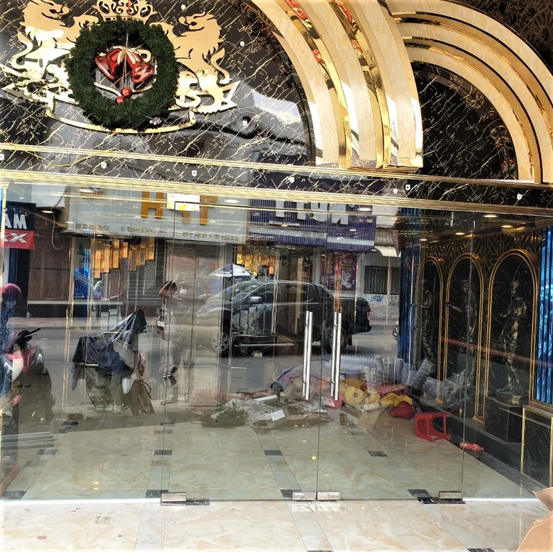 Sản phẩm thợ làm cửa kính quận phú nhuận — Công Ty TNHH Một Thành Viên Sản Xuất Thương Mại Trung Đức — MST 0309917056