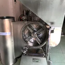 Sản phẩm image_sc439.JPG — Máy Chiết Rót Thiện Chí - Công Ty TNHH Một Thành Viên Cơ Khí Chế Tạo Máy Thiện
Chí — MST 0309969544
