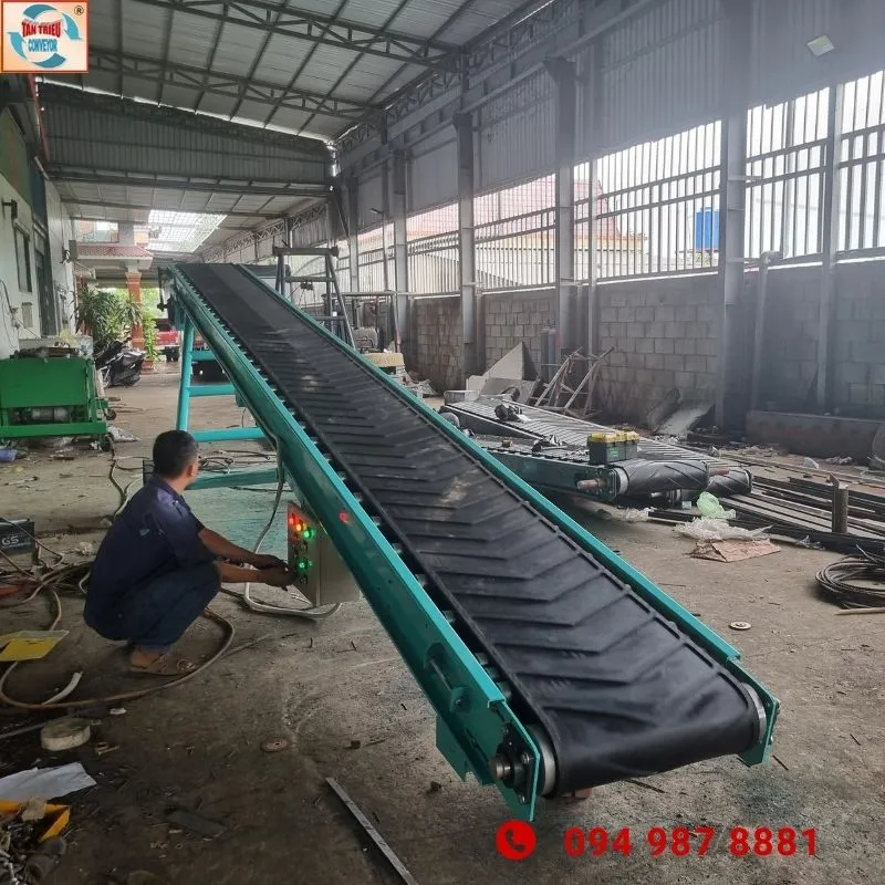 Sản phẩm Bang tai bang chuyen Tan Trieu 71  — Băng Tải Tấn Triều - Công Ty TNHH Một Thành Viên Sản Xuất Thương Mại Tấn Triều — MST 0310226818