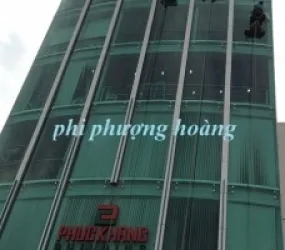 Sản phẩm lau kinh van phong 2065 — Công Ty TNHH Thương Mại Dịch Vụ Phi Phượng Hoàng — MST 0310446700