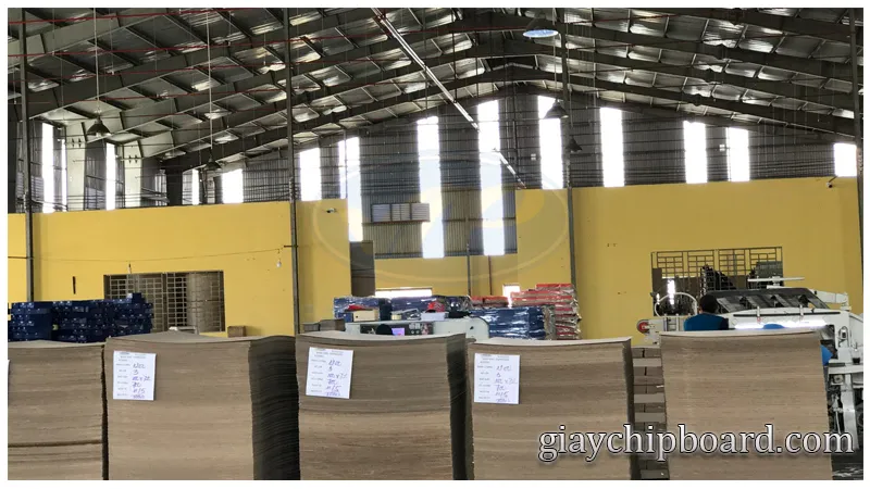 Sản phẩm chipboard dang tam cat theo yeu cau — Giấy Bìa Vina Phát - Công Ty TNHH Sản Xuất Thương Mại Dịch Vụ Vina Phát — MST 0310516605