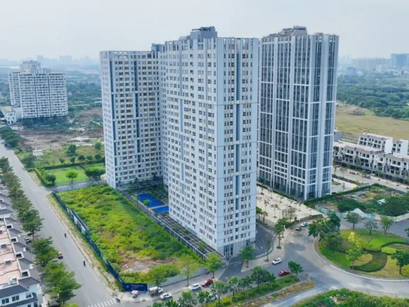 Sản phẩm chung cu cao tang thuong mai dich vu van phong lo h1 10 quan 2 tp hcm 4110 — Hoàng Tâm Door - Công Ty TNHH Cơ Khí Xây Dựng Hoàng Tâm — MST 0310773994