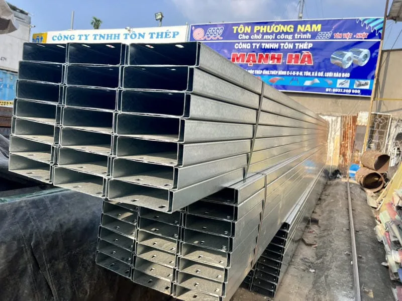 Văn phòng Tôn Thép Mạnh Hà - Công Ty TNHH Sản Xuất Tôn Thép Mạnh Hà #? — MST 0310778537