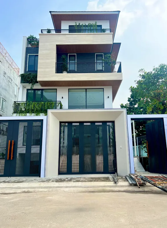 Sản phẩm biet thu anh vu quan 7 hdpwindow — Công Ty TNHH HDPWINDOW — MST 0310804723