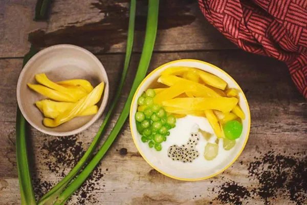 Sản phẩm sua chua mit — Công Ty Cổ Phần Hướng Nghiệp Á Âu — MST 0310814739