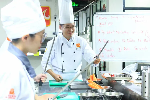Sản phẩm tieng anh nghe bep 1 — Công Ty Cổ Phần Hướng Nghiệp Á Âu — MST 0310814739