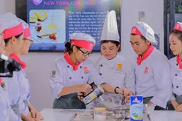 Sản phẩm bep banh — Công Ty Cổ Phần Hướng Nghiệp Á Âu — MST 0310814739