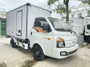 Sản phẩm Xe tai dong lanh 1 tan 300x225 — Công Ty TNHH Sản Xuất Thương Mại Dịch Vụ Vận Tải Ô Tô Tiến Phát — MST 0310818476