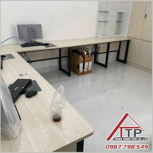 Sản phẩm noi that van phong (5) — Nội Thất Trang Thành Phát - Công Ty TNHH Xây Dựng Trang Trí Nội Thất Trang Thành
Phát — MST 0310910954