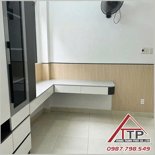 Sản phẩm ban trang diem ban hoc (4) — Nội Thất Trang Thành Phát - Công Ty TNHH Xây Dựng Trang Trí Nội Thất Trang Thành
Phát — MST 0310910954