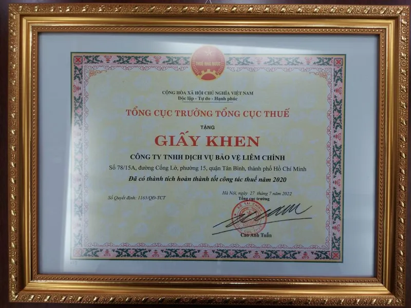 Sản phẩm Giay Khen Tong Cuc Truong Tong Cuc Thue 1 960x720 — Công Ty TNHH Dịch Vụ Bảo Vệ An Ninh Việt Quốc — MST 0311034403