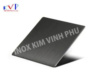 Sản phẩm tam inox mau den xuoc 300x265 — Công Ty TNHH Sản Xuất Thương Mại Dịch Vụ Kim Vĩnh Phú — MST 0311147703