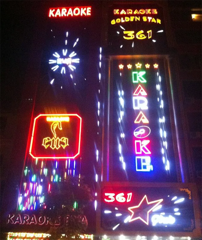 Sản phẩm lam bang hieu karaoke — Công Ty TNHH Quảng Cáo Và Xây Dựng Đất Việt — MST 0311216442