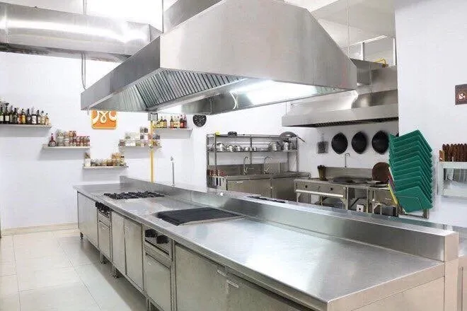 Sản phẩm he thong hut khoi — Công Ty TNHH Sản Xuất Và Dịch Vụ Bếp Mới — MST 0311305526