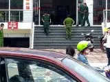 Sản phẩm nam thanh nien xong vao ngan hang cuop tien — Công Ty TNHH Một Thành Viên Phụ Liệu May Thêu Ngọc Linh — MST 0311562347