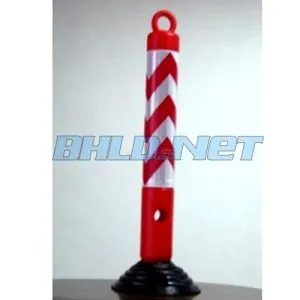 Sản phẩm coc tieu nhua phan quang 1 300x300 — Công Ty TNHH Thương Mại Nguyên Gia Phúc — MST 0311634182